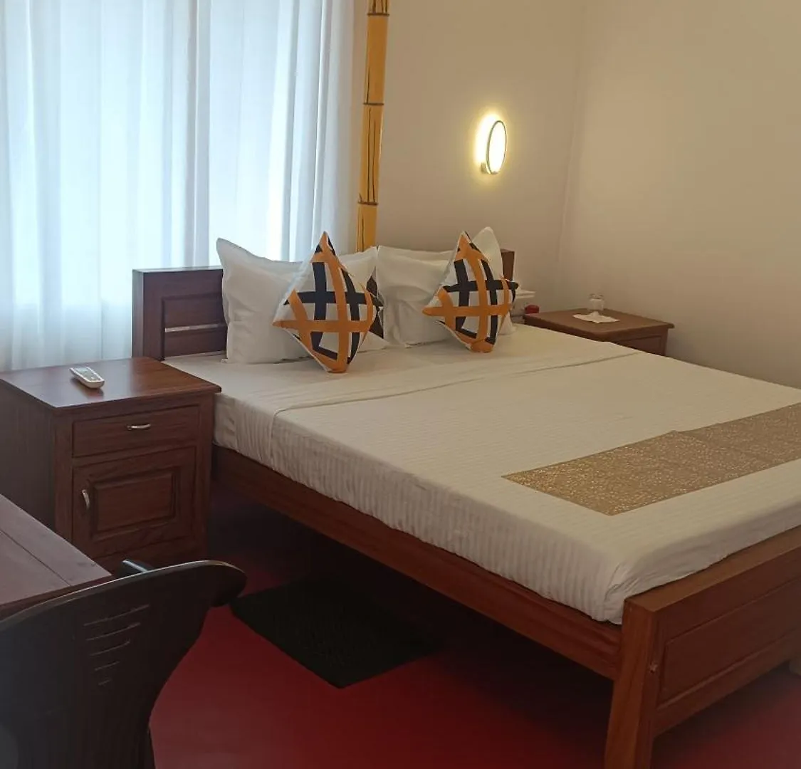 Aidens Homestay 마라리쿨람