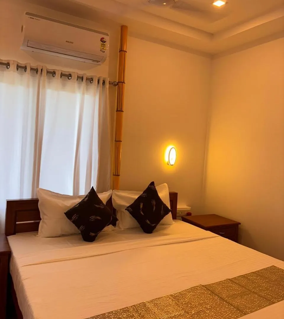 Aidens Homestay 마라리쿨람 0*,