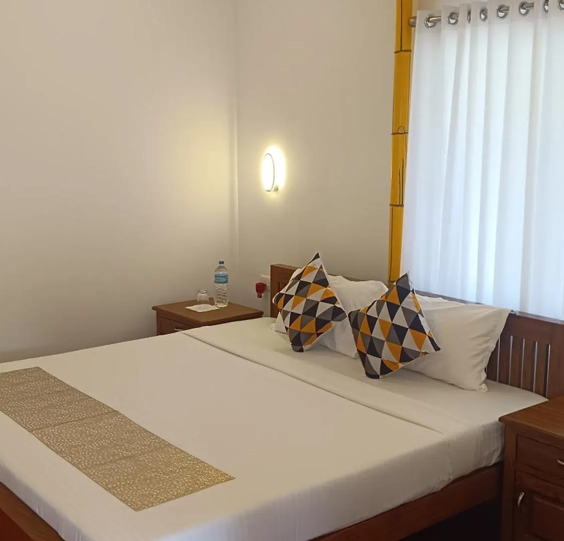 Aidens Homestay 마라리쿨람